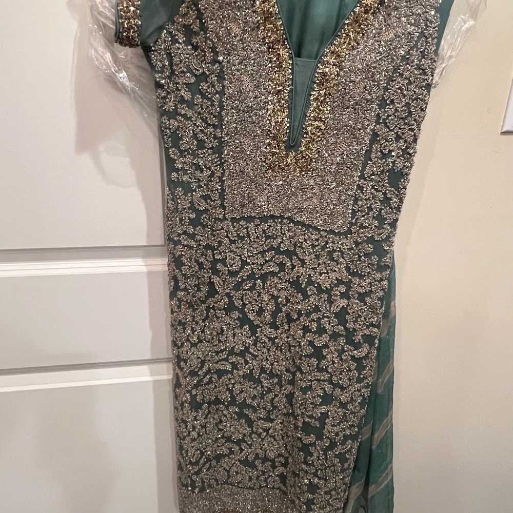 Shalwar suit